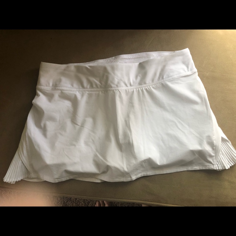 Lulu lemon tennis skirt
